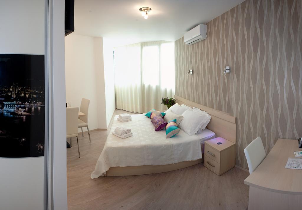 Cro Jet Set Apartments Split Exteriér fotografie